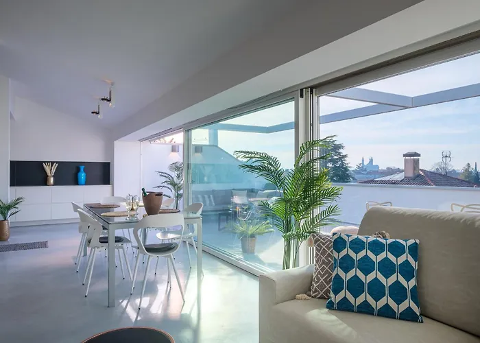 Lux Attic Appartamento