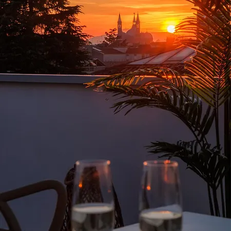Apartament Lux Attic